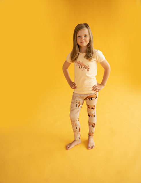 T-shirt – Gemütlicher Panda (Print)