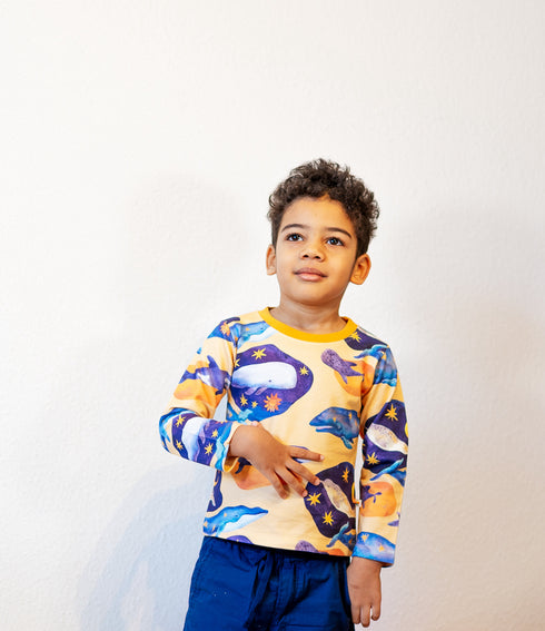 Longarm Shirt Whale